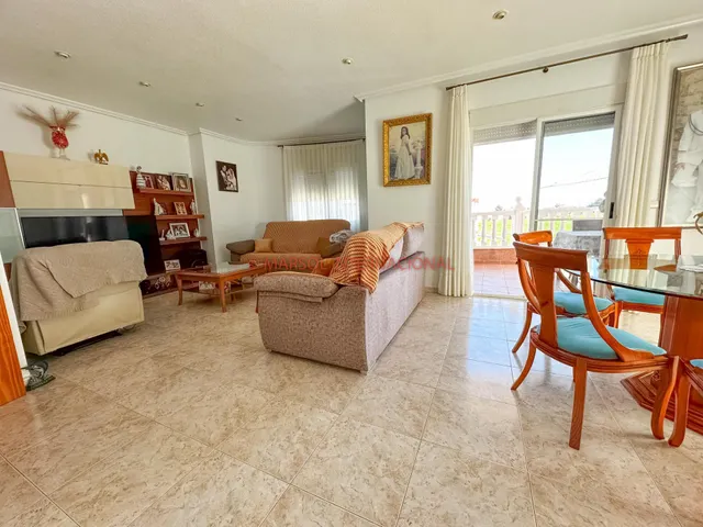 BONITO CHALET EN CORRENTIAS, ORIHUELA — 5