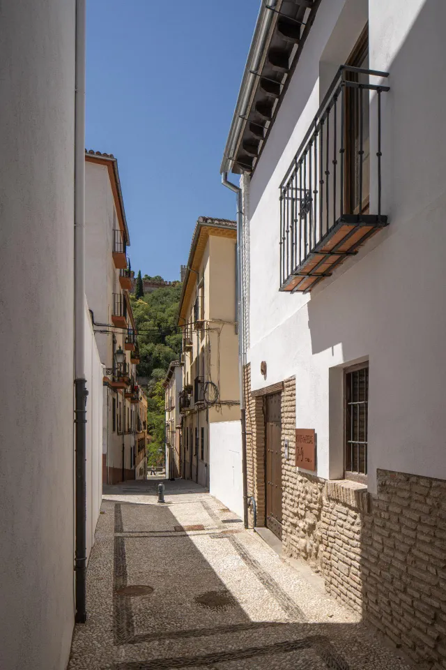 Horno de vidrio, monte de piedad 7 y 9  b — 36