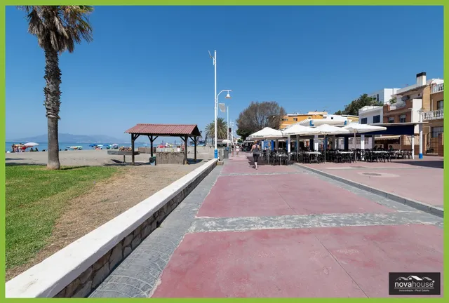 ¡¡¡MAGNÍFICA CASA EN PLANTA BAJA EN EL PASEO MARÍTIMO DEL PALO!!! — 4