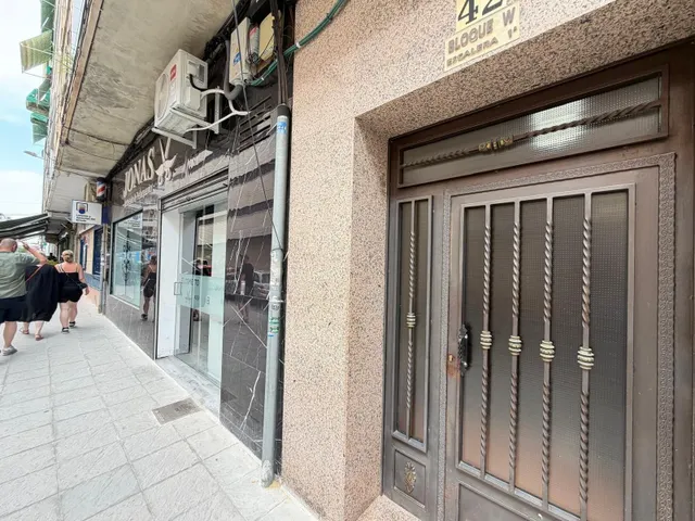 Apartamento 3 habitaciones 81m² en venta - Estacion de autobuses — 45