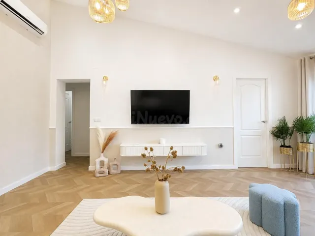 VILLA DE 4 DORMITORIOS 2 BAÑOS EN PUNTA PRIMA ( ORIHUELA COS - foto 4