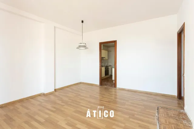 Atico con una terraza espectacular y vistas unicas sobre Barcelona — 15