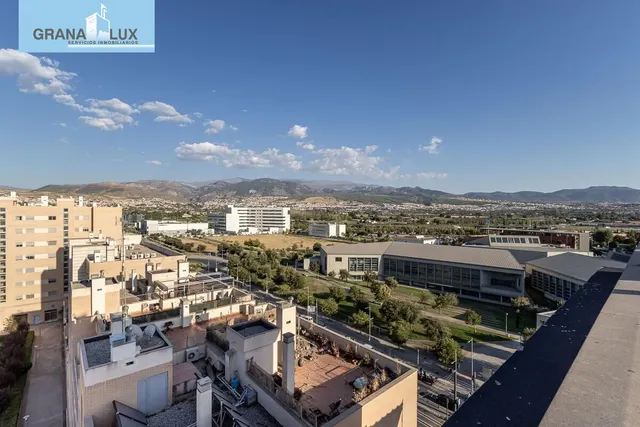 Ático dúplex en Campus de la Salud — 21