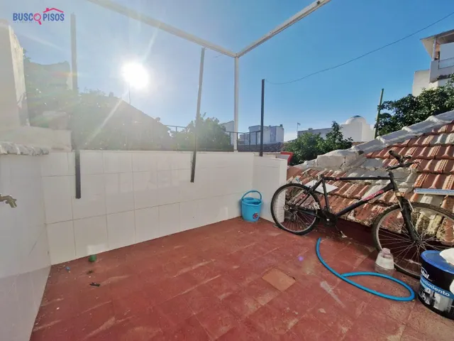 CASA PARA REFORMAR EN ZONA ALTA CAMPO DE LA VERDAD — 7