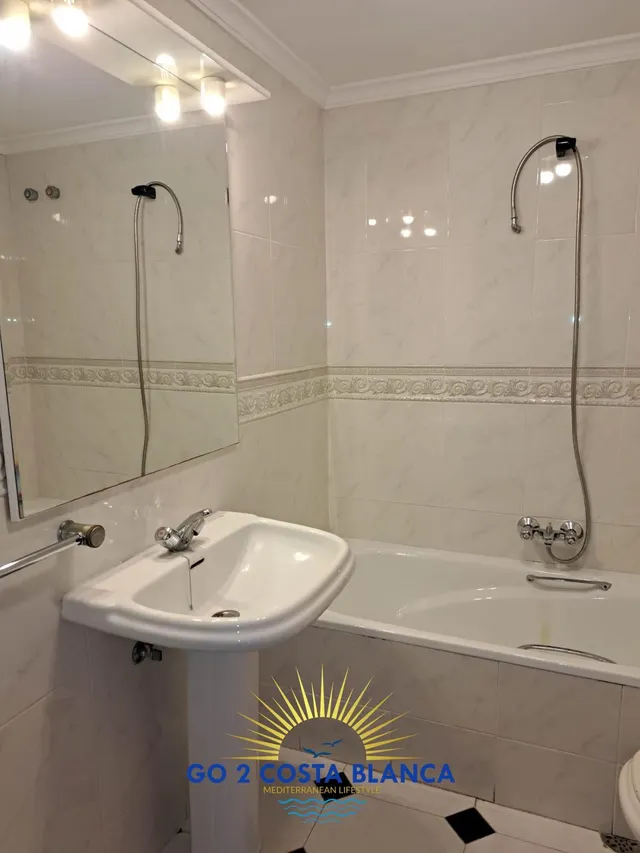 Apartamento 4 habitaciones en venta - Avenida Europa — 21