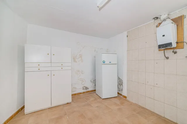 La mejor casa rural de Güejar Sierra se acaba de poner a la venta — 46