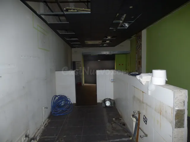 LOCAL COMERCIAL IDEAL PARA RESTAURACIÓN EN ALQUILER EN LA ZO - foto 5