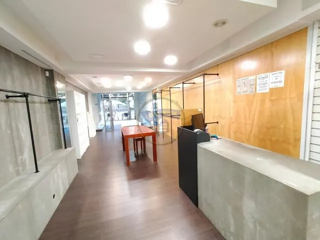 LOCAL COMERCIAL DE 86 M2 EN GRAN VIA, PROXIMO A PLAZA AMERICA — 18