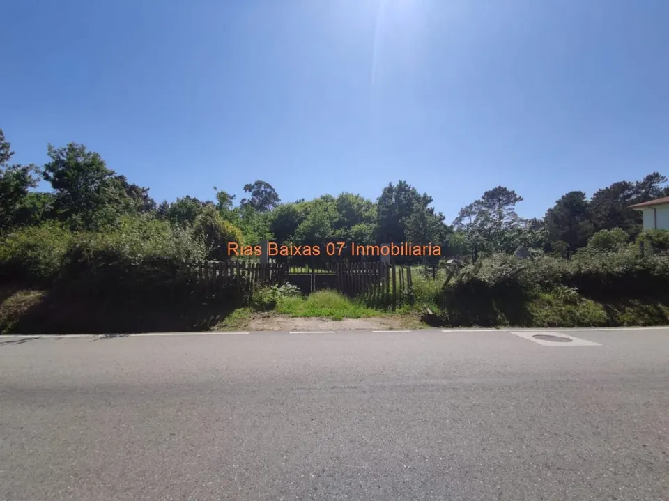 REF 2896 SOLAR 1500m2 CON PROYECTO Y LICENCIA ( MOS )