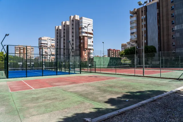 OPORTUNIDAD EN VENTA DE PISO DE 2 DORMITORIOS EN PLAYA DE SAN JUAN (ALICANTE) A 8 MINUTOS ANDANDO DE LA PLAYA — 32