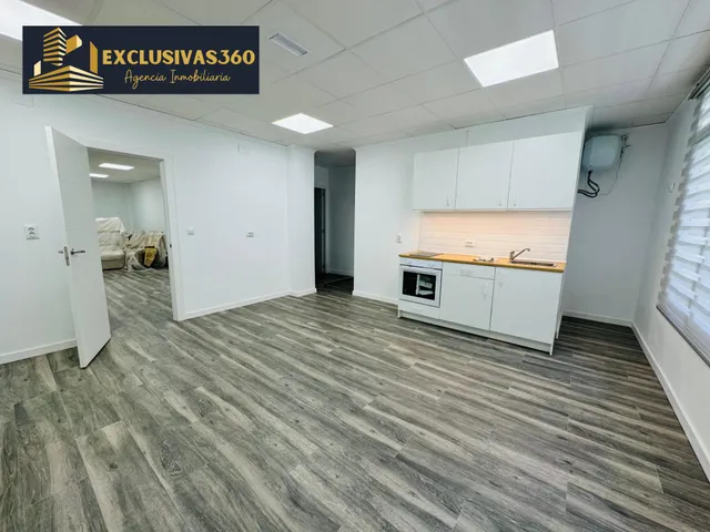 Local comercial de 180m2 totalmente reformado junto a Policia Nacional de Benidorm. Exclusivas360 — 10