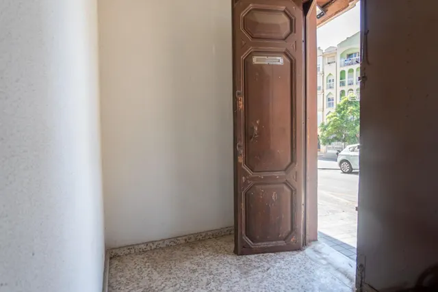 Gran local en Avenida La Marquesa de Esquilache — 5