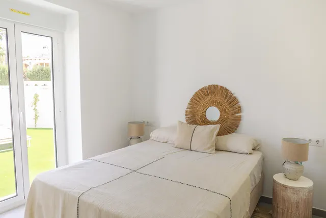 VIVIENDA OBRA NUEVA DE 1 HABITACIÓN CON TERRAZA, GARAJE Y PISCINA EN MODERNO RESIDENCIAL EN DENIA !! — 16