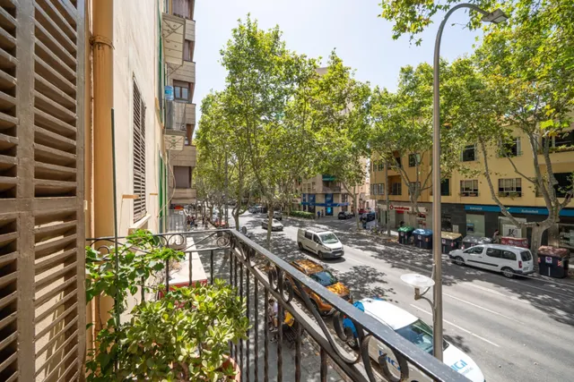 Primer piso con ascensor  en 31 de Diciembre, Palma — 19