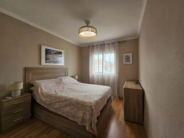 Piso familiar con Garaje, Trastero y Piscina en El Pinillo, a 800 Metros del Mediterráneo — 36