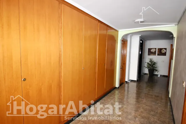 ¡PLAYA DE MONCOFAR! ACOGEDOR CON GARAJE Y TERRAZA, TODO AMUEBLADO — 31