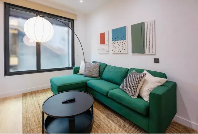 APARTAMENTO SEMINUEVO - AMUEBLADO CON TRASTERO Y GIMNASIO -  - foto 2