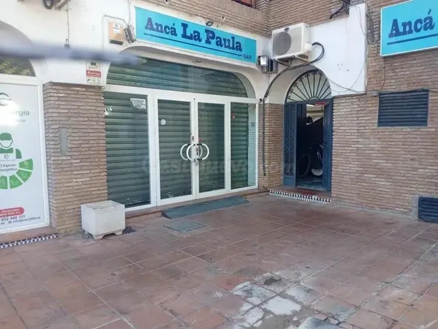 Amplio bar de tapas en venta con terraza en Arroyo de la Mie - foto 3