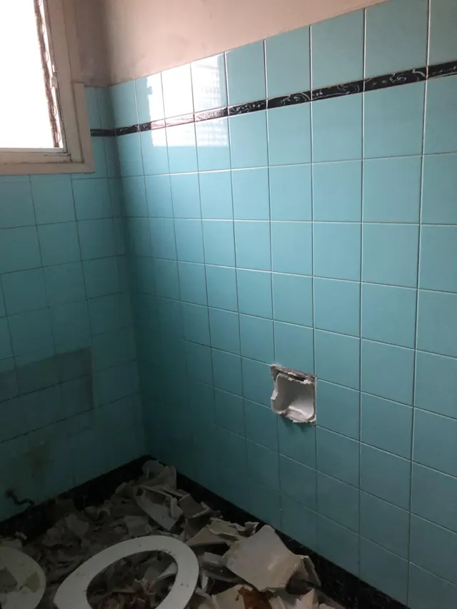EDIFICIO EN VENTA EN MANRESA — 13