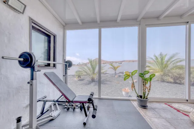 Finca independiente con jardín privado y vistas abiertas en Las Cabreras, Lanzarote. — 16