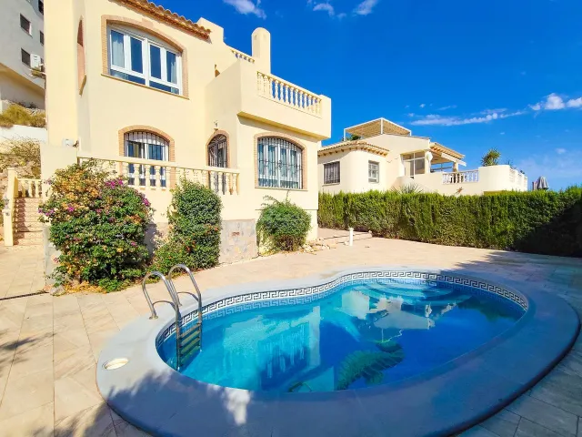 Villa 3 habitaciones 110m² en venta - Villamartín-Las Filipi
