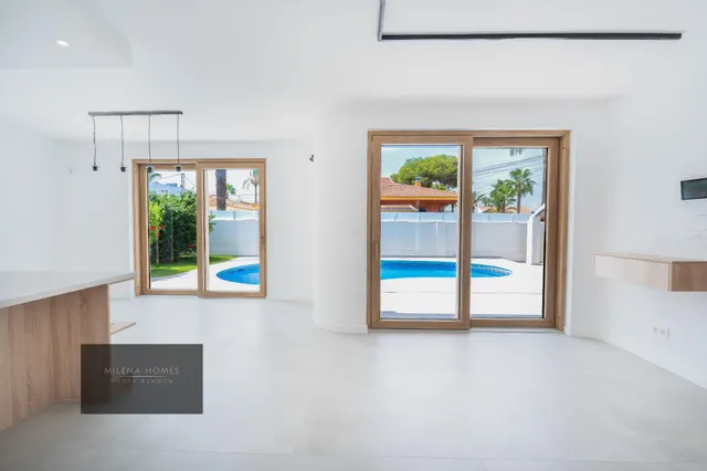 Una Villa que Enamora – Tu Refugio Privado en el Mediterráneo — 21