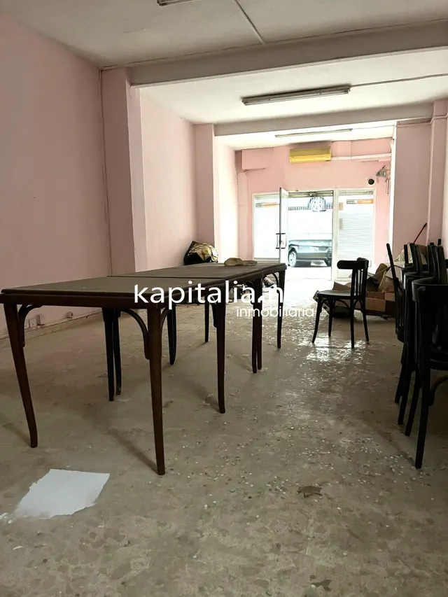 LOCAL COMERCIAL A LA VENTA EN ALBAIDA. — 2