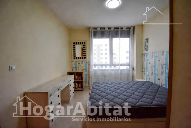 Playa a escasos 100 metros en este luminoso apartamento con terraza y piscina — 14
