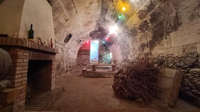 CASA EN VENTA EN MORALES DEL VINO (ZAMORA), 5 DORMITORIOS, BAÑO, BUHARDILLA, BODEGA, JARDÍN, GARAJE... — 31