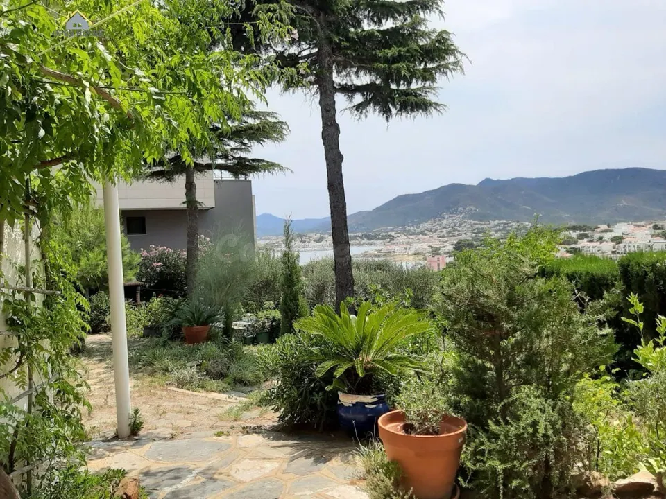 Fantástico Chalet en Grifeu, Llançà