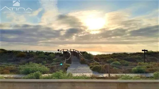 Apartamento con Vistas al mar e, orientación sur y la playa a solo 150 metros de la playa de Daimús — 18