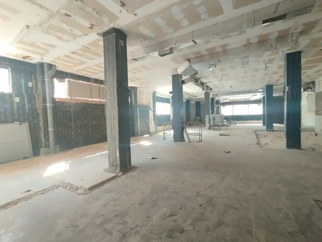 ALTABIX - LOCAL DE ESQUINA DE 547 M2 — 27