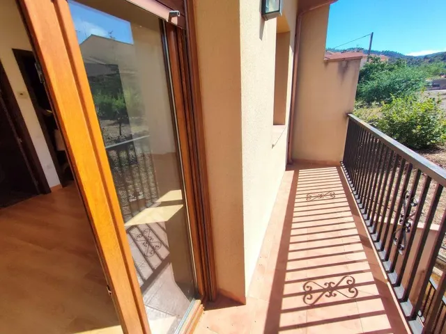 Casa 3 habitaciones 267m² en venta - AVDA. PARRIZAL — 21