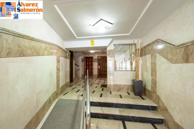 Piso 4 habitaciones 105m² en venta - Realejo — 28