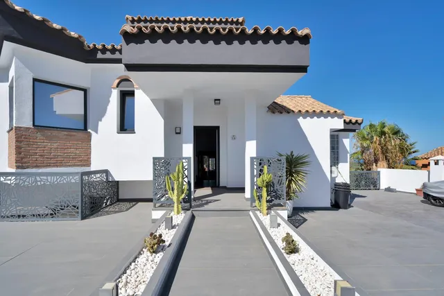 Chalet 4 habitaciones 292m² en venta - Playa la alcaidesa — 7