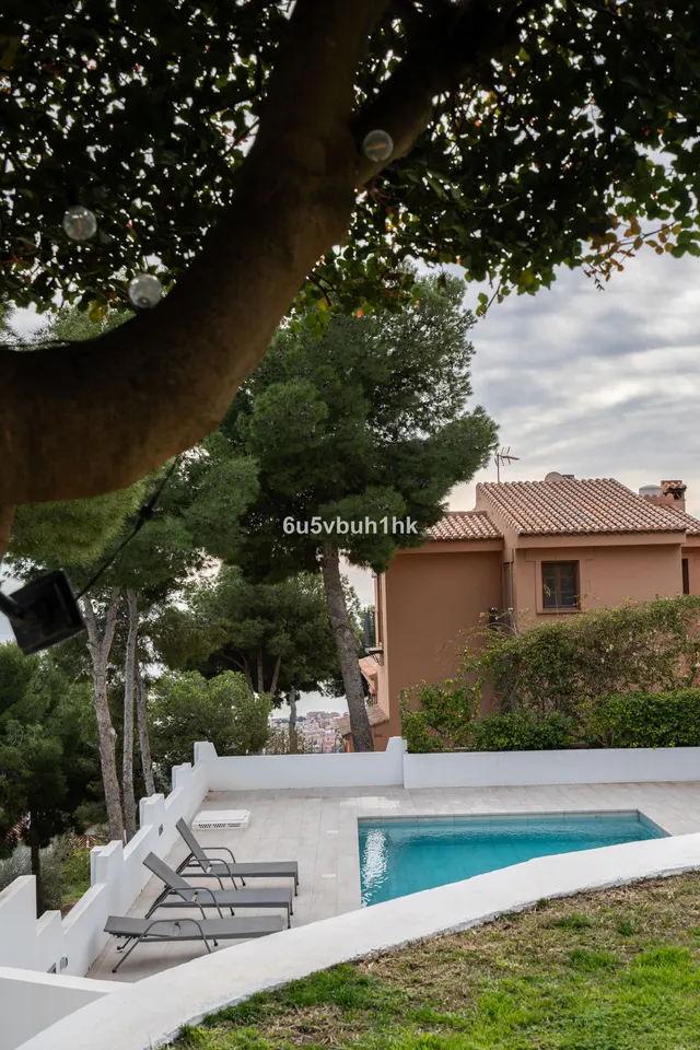 Adosado 6 habitaciones 381m² en venta - Costa del Sol — 48