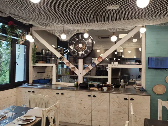 SE VENDE RESTAURANTE A PLENO RENDIMIENTO (CON INQUILINO SOLVENTE)  EN ZONA CENTRO EN OURENSE. — 7