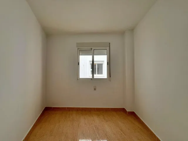 ATICO CON IMPRESIONANTE TERRAZA A TAN SOLO 10mts DE LA PLAYA DEL CURA — 42