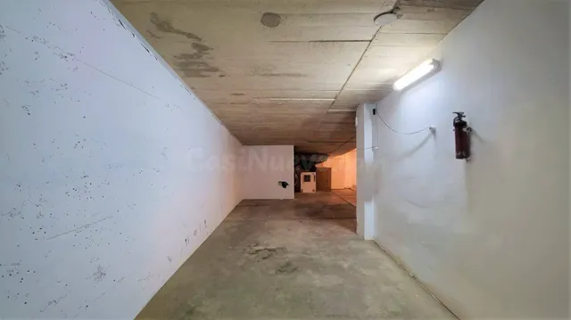 PLAZA DE PARKING EN VENTA EN CARRER CANAL - foto 2