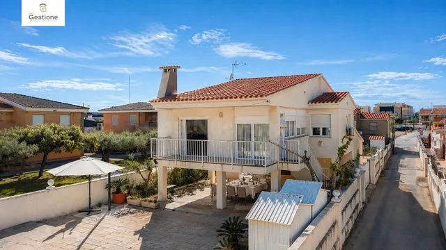 Tu chalet independiente con piscina es un sueño hecho realid - foto 3