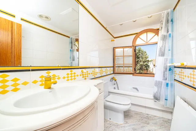 Chalet independiente con piscina privada en Son Verí Nou — 39