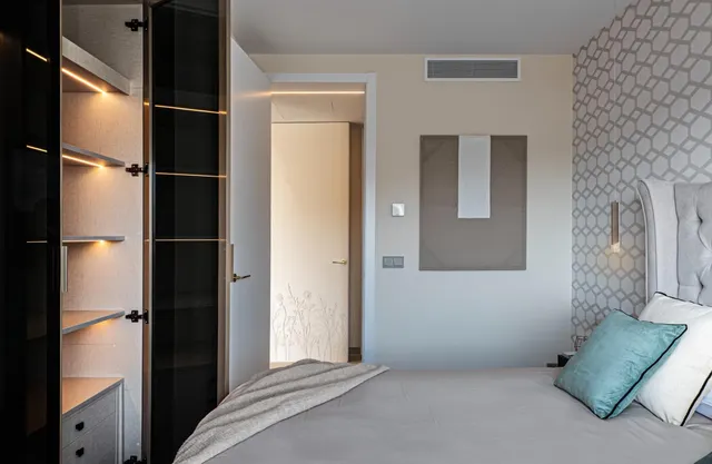 PISO TOTALMENTE REFORMADO EN LA MEJOR ZONA DE MÁLAGA — 41