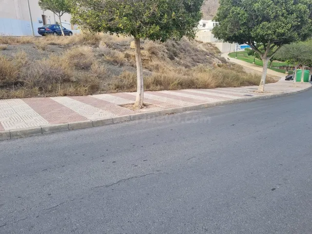 Solar en la zona de chalet de las colinas, aguadulce !!! - foto 4