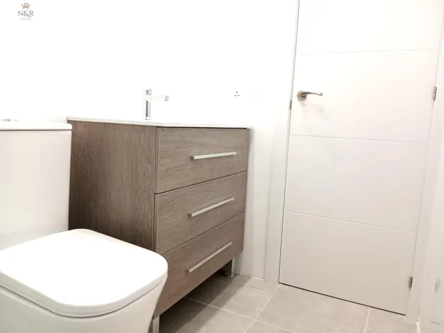 NO LLAMAR DEJAR PERFIL. PLANTA BAJA REFORMADA CON GARAJE PRIVADO. — 7