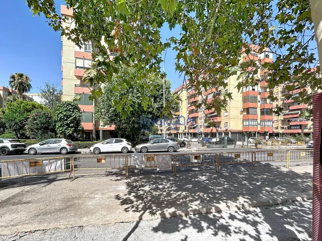 PISO CTRA CARMONA- PARQUE MIRAFLORES - foto 2