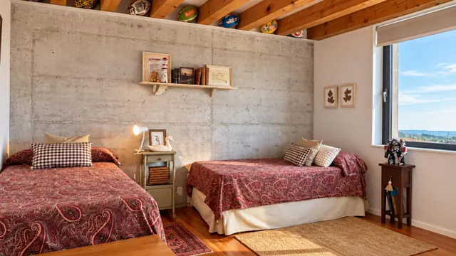 Vivienda con terraza y vistas al mar en canales — 22