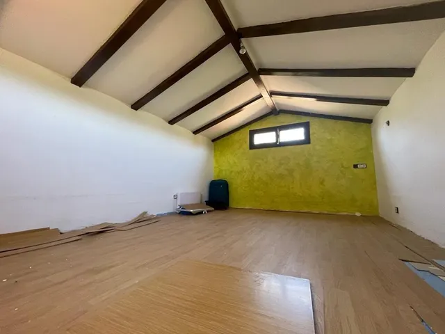 Ref 08595.- chalet muy grande en la calderona - naturaleza y servicios del pueblo. — 45