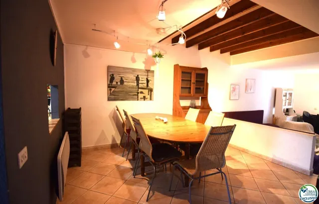 CURRICAN CON AMARRE PRIVADO DE 7X3 - foto 4