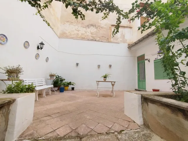 SE VENDE CASA INDEPENDIENTE EN NOVELDA — 4