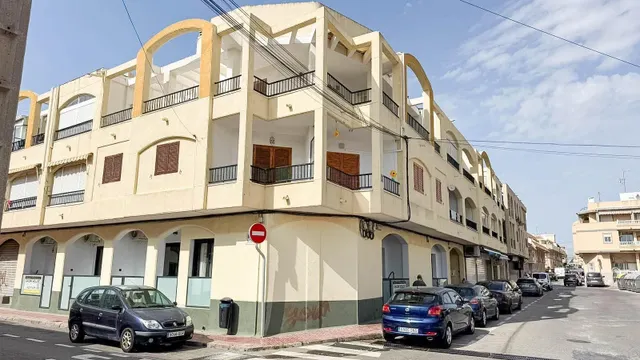 Estudio con terraza, Alicante, Torrevieja, Playa de los Locos. 44 m2, 250 metros al mar — 14